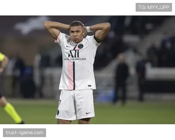 姆巴佩身价破亿，足坛新星稳健表现引全球瞩目