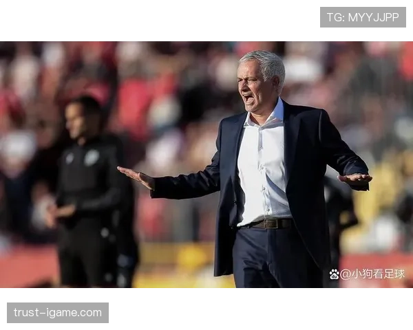 穆里尼奥反压迫战术奏效,球队稳健发挥豪取连胜 穆里尼奥反压迫战术奏效,球队稳健发挥豪取连胜