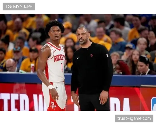 阿门·汤普森突破能力提升显著 拉开防线助骑士关键进攻表现