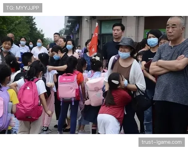 蔡赟当年赢球后直接打车去接孩子放学，冠军奖金还没老婆给的零花钱多